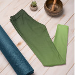 Tendance Automne Couleur Kiwi Green Ombre Leggings<br><div class="desc">Stylish Kiwi Green de subtiles leggings ombres de notre collection de couleurs tendance automne & hiver 2023/24 offrent un charme intemporel. Ces Leggings Ombre Cyan présentent un dégradé, qui s'estompe du noir au sommet jusqu'à la couleur plus claire / plus vive aux jambes. Ces leggings Kiwi Green attrayants sont une...</div>