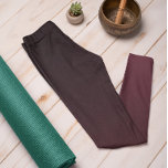 Tendance Automne Couleur Rouge Vin Ombre Leggings<br><div class="desc">Élégant vin rouge subtil leggings ombres de notre collection de couleurs tendance automne & hiver 2023/24 offre un charme intemporel. Ces Leggings Ombre Cyan présentent un dégradé, qui s'estompe du noir au sommet jusqu'à la couleur plus claire / plus vive aux jambes. Ces légumineuses à vin rouge et bordeaux sont...</div>