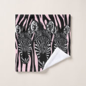 Tendance Zebra Herd sur Zebra Imprimer rose (Gant de toilette)