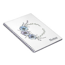 Tender blauwe bloemenkrans, aquarel en inkt