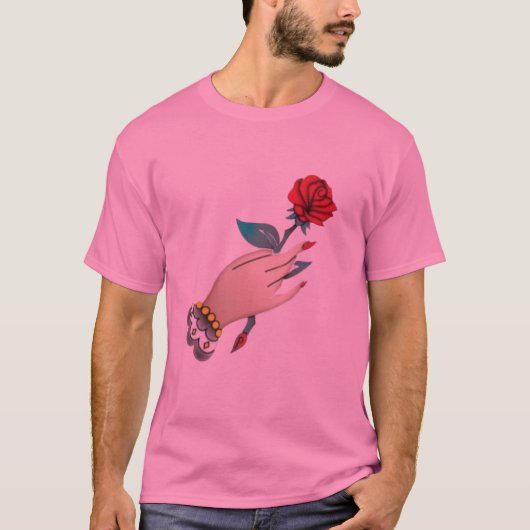 "Tenir à la main un T-shirt Rose" (Devant)