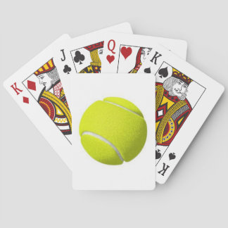 Tennis-bal op een speelkaartdeck pokerkaarten