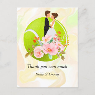 Tennis Bride en Groom over Tennis Ball voor bruilo Briefkaart