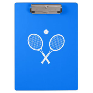 Tennis-racets met een bal op blauwe achtergrond klembord