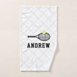 Tennis Racket Sports personnalisés<br><div class="desc">Monogramme personnalisé noir et blanc ou texte personnalisé Tennis Design cuisine ou sac de sport serviette avec un monogramme masculin audacieux et sportif,  nom avec raquette de tennis et icône de balle sur un motif arrière - plan défraîchi.</div>