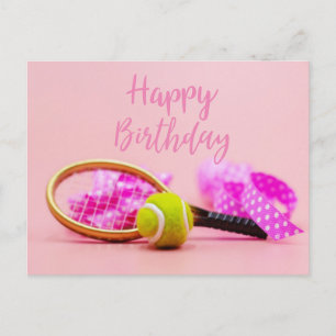 Tennisbal met racket op roze pastel verjaardag briefkaart