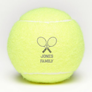 Tennisrackets en naam familiereünie tennisballen