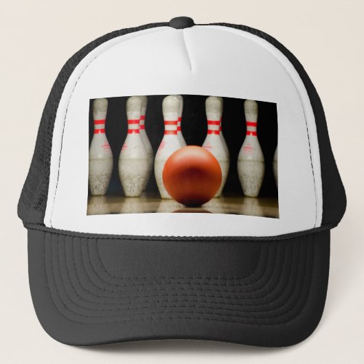 Tenpin Bowling Strike. Trucker Pet (Voorkant)