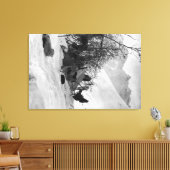 Tent en bezittingen van Explorer op Camp Site Canvas Afdruk (Insitu (Woonkamer))