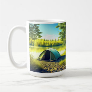 Tent in een prachtig bos bij een meer koffiemok