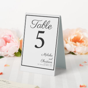 Tente de table signe pour un mariage moderne.