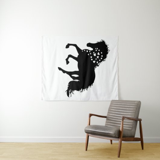 Tenture 1- Chemise à cheval, Aiguille à cheval, Filles Che (En situation (horizontale))