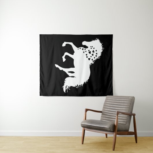 Tenture 2- Chemise Cheval, Aiguille Cheval, Cheval Filles (En situation (horizontale))