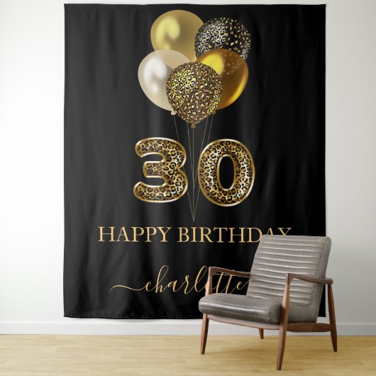 Tenture 30e anniversaire écriture nom léopard noir or (En situation)