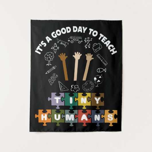 Tenture 4/4, C'est un bon jour pour apprendre de minuscule (Devant)