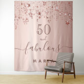Tenture 50 étoiles de fête d'anniversaire rose gold paille (En situation)