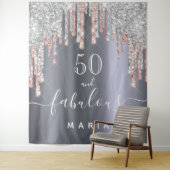 Tenture 50 fabuleux anniversaire paillettes argent rose go (En situation)