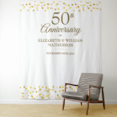 Tenture 50e anniversaire Gold Hearts Photo Booth fond (En situation)