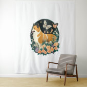 Tenture Akita Chien avec Fleur et T-shirt Papillon (En situation)