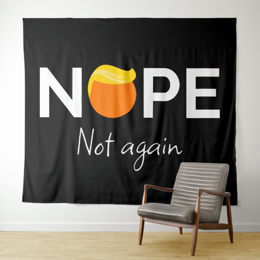 Tenture Anti-Trump - Non, pas encore moi (En situation (horizontale))