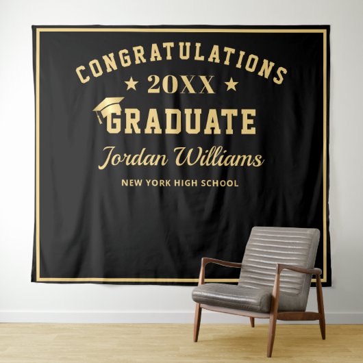 Tenture Arrivée moderne Gold Black Graduation Photo Booth  (En situation (horizontale))