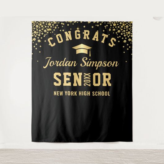 Tenture Arrivée moderne Gold Black Graduation Photo Booth  (Devant)