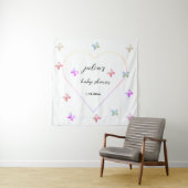 Tenture Baby shower de fille papillon de coeur rose (En situation)