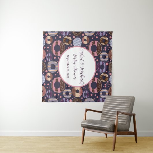 Tenture Baby shower de filles violettes de beignes douces (En situation (horizontale))