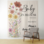 Tenture Baby shower Fleur sauvage Baby in Bloom Backdrop (En situation)