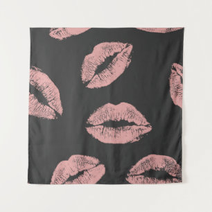 Tenture Baisers aux lèvres roses, motif de la Saint Valent