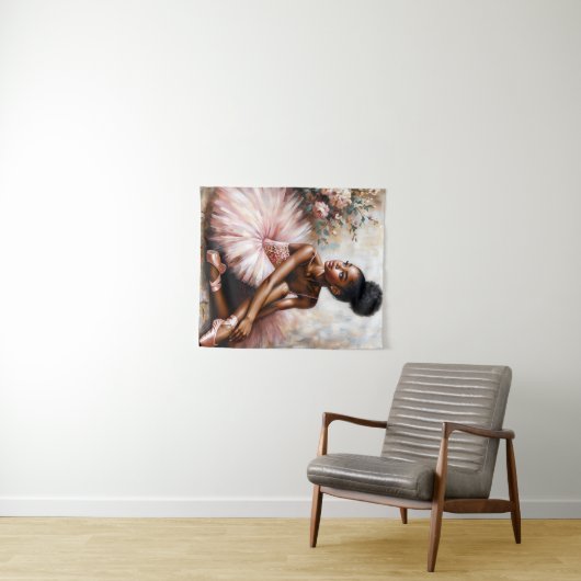 Tenture Ballerina africaine en rose (En situation (horizontale))