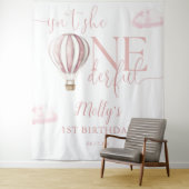 Tenture Ballons roses impeccable 1er anniversaire fond pho (En situation)