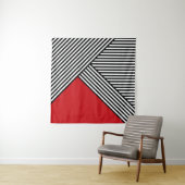 Tenture Bandes noires et blanches avec triangle rouge (En situation)