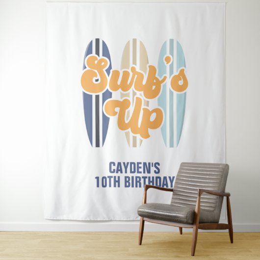 Tenture Bannière d'anniversaire surf Up Surboard Beach (En situation)