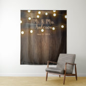 Tenture Baril de vin en bois rustique et lumières (En situation)