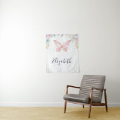Tenture Bébé papillon et floral pastel (En situation)