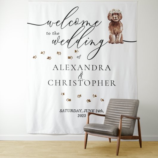 Tenture Bienvenue chez le Chien Brown mariage Cavapoo (En situation)
