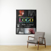 Tenture Black Your Logo Photos QR Code Social Media Promo (En situation)
