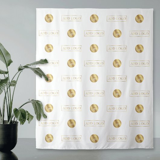 Tenture Blanc et or deux logos étape et événement à répéte