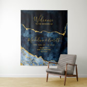 Tenture Bleu Nuit Or Feuille Marbre Mariage Bienvenue (En situation)