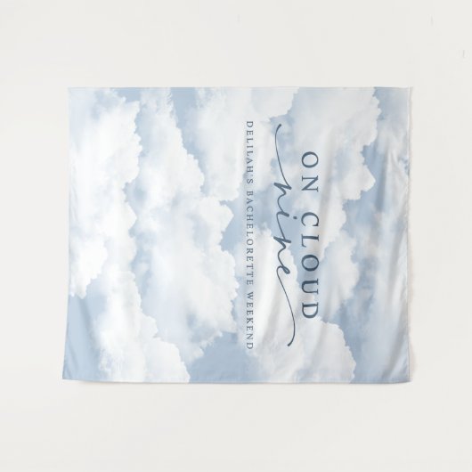 Tenture Blue "On Cloud Nine" Bachelorette Week-end Context (Devant (Horizontal))
