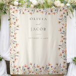 Tenture Boho Fleur sauvage Floral Mariage Fond de photo<br><div class="desc">cabine photo mariage avec élégante typographie minimaliste et illustrations florales fleur sauvage de boho</div>