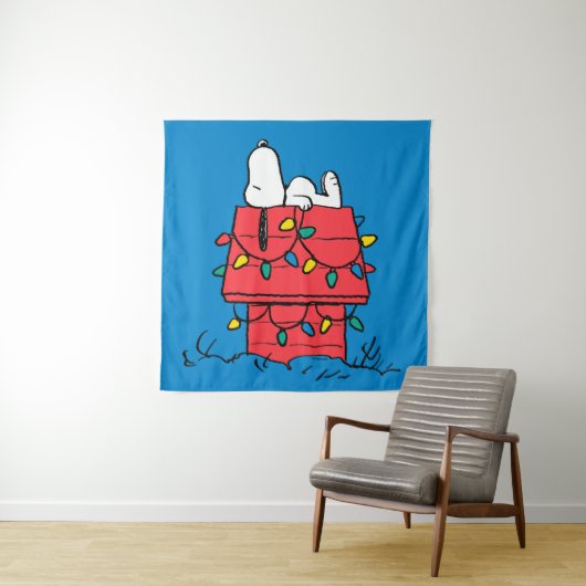 Tenture cacahuètes | Snoopy's Dog House With Lights (En situation)