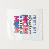 Tenture Cadeau de maman Je suis une maman cool (Devant (Horizontal))