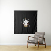 Tenture Cadeau Halloween Chèvre Baphomet (En situation)