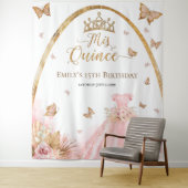 Tenture Cadre Quinceanera | Floral Blush Pink Gown (En situation)