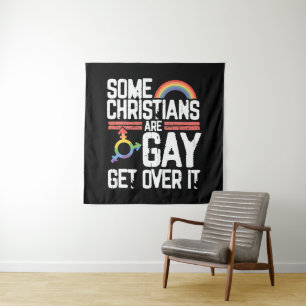 Tenture  Certains chrétiens sont gays, passez à autre chos