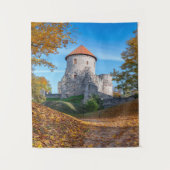 Tenture Château médiéval entouré de forêt (Devant)