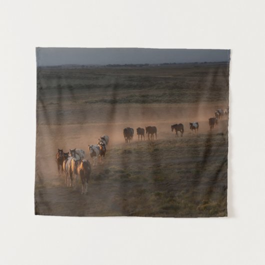 Tenture Chevaux Sauvages Marchant Vers Le Désert (Devant (Horizontal))