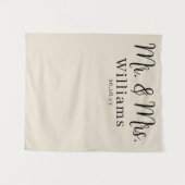 Tenture Chic Elegant Script Mr and Mrs Wedding Reception (Devant (Horizontal))